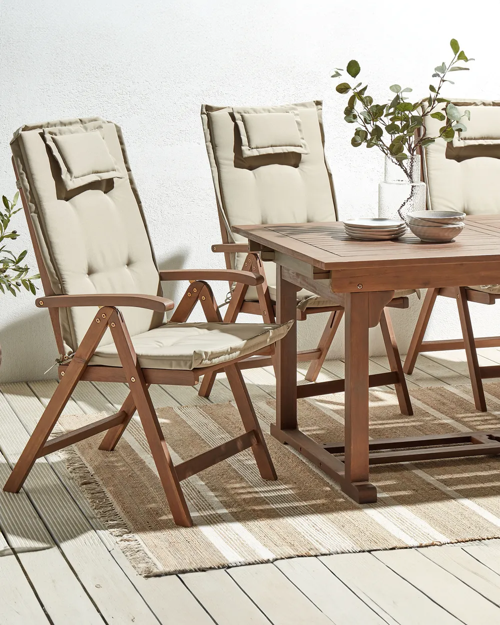 Set mit 6 Stühlen und Sitzkissen AMANTEA Akazienholz Taupe