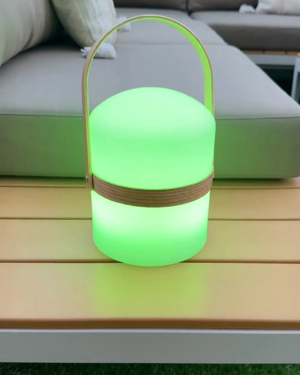 LED-Tischlampe für den Außenbereich ESTERO mit Fernbedienung Weiß_1005204