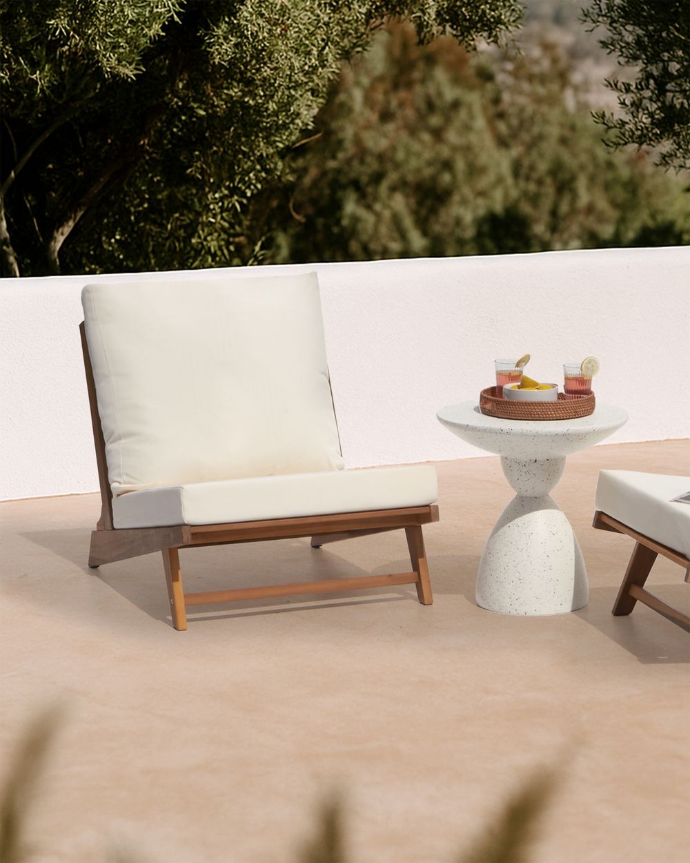 Garden Chair with Cushion MICCIANO Acacia Wood Off-White