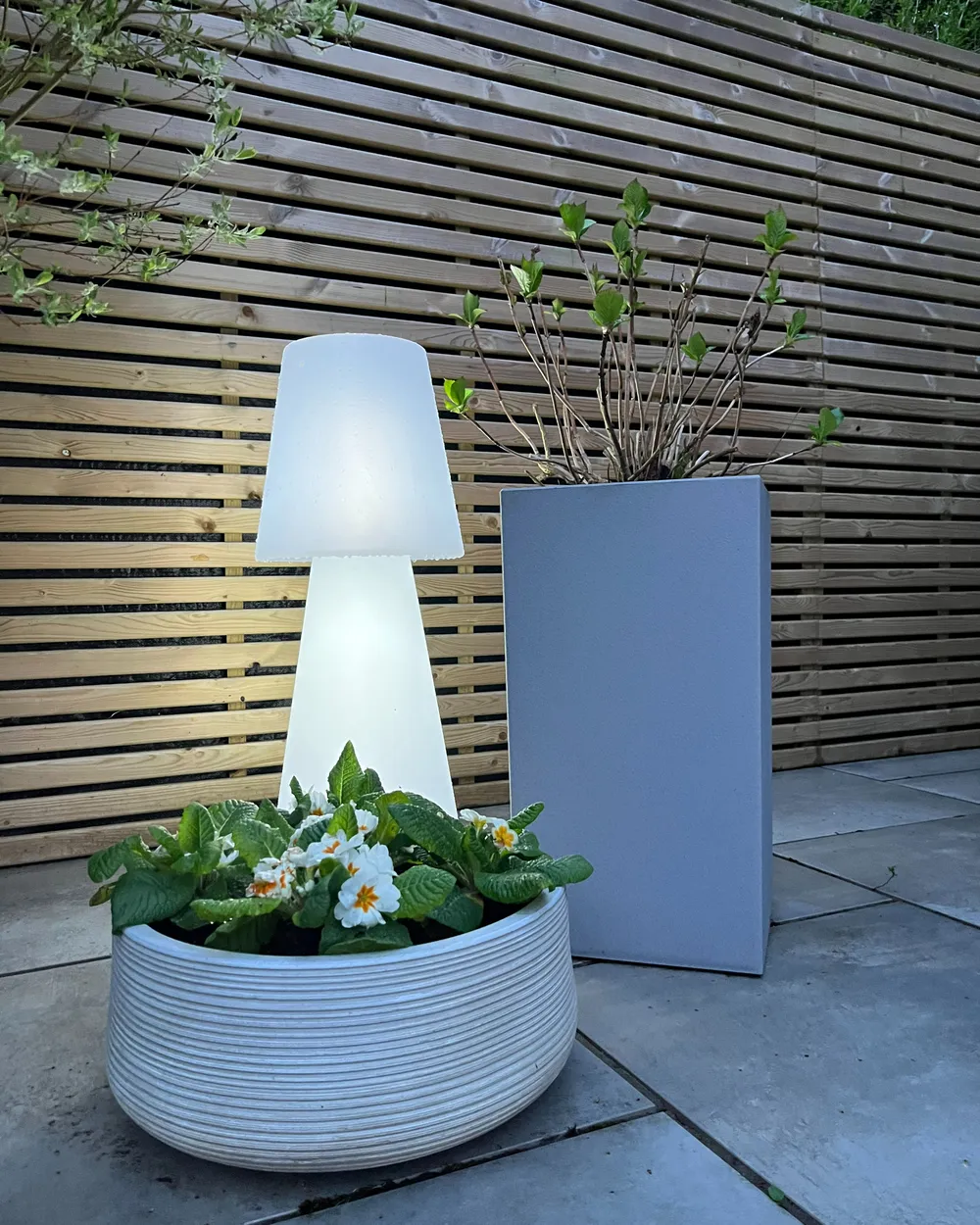 LED-Stehlampe für den Außenbereich SABANAS mit Fernbedienung Weiß_981755