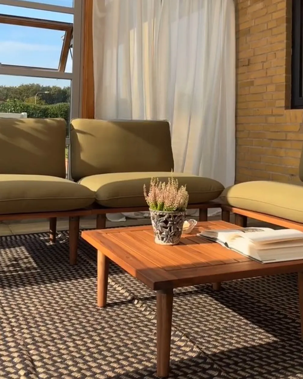 Lounge Set mit Tisch 4-Sitzer FRASCATI modular zertifiziertes Akazienholz Olivgrün_961582