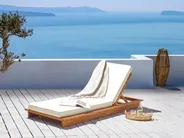 Sonnenliege mit Kissen GRANARI mit Relaxfunktion Akazienholz Braun_871136