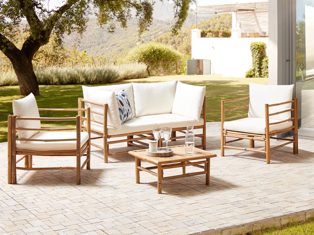 Lounge Set mit Tisch 4-Sitzer CERRETO Bambus Cremeweiß