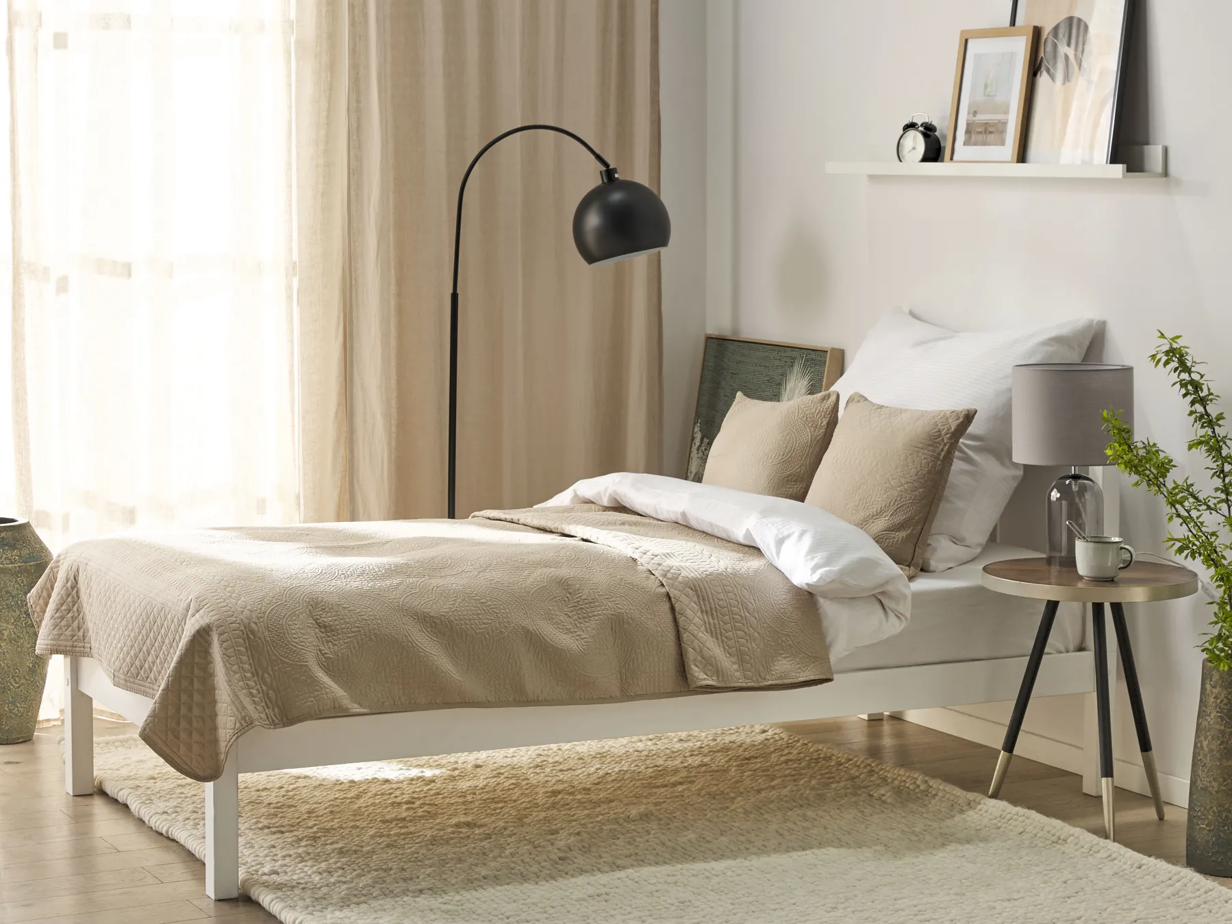 Tagesdecke mit Kissen SHUSH 160 x 220 cm Taupe_821991