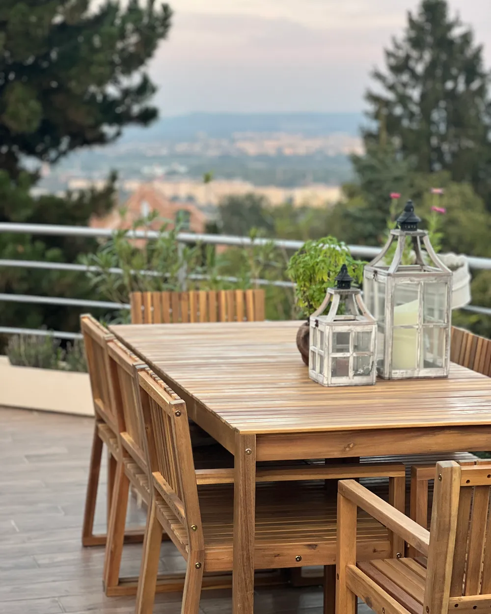 Gartenmöbel Set 8-Sitzer SASSARI II zertifiziertes Akazienholz Hellbraun