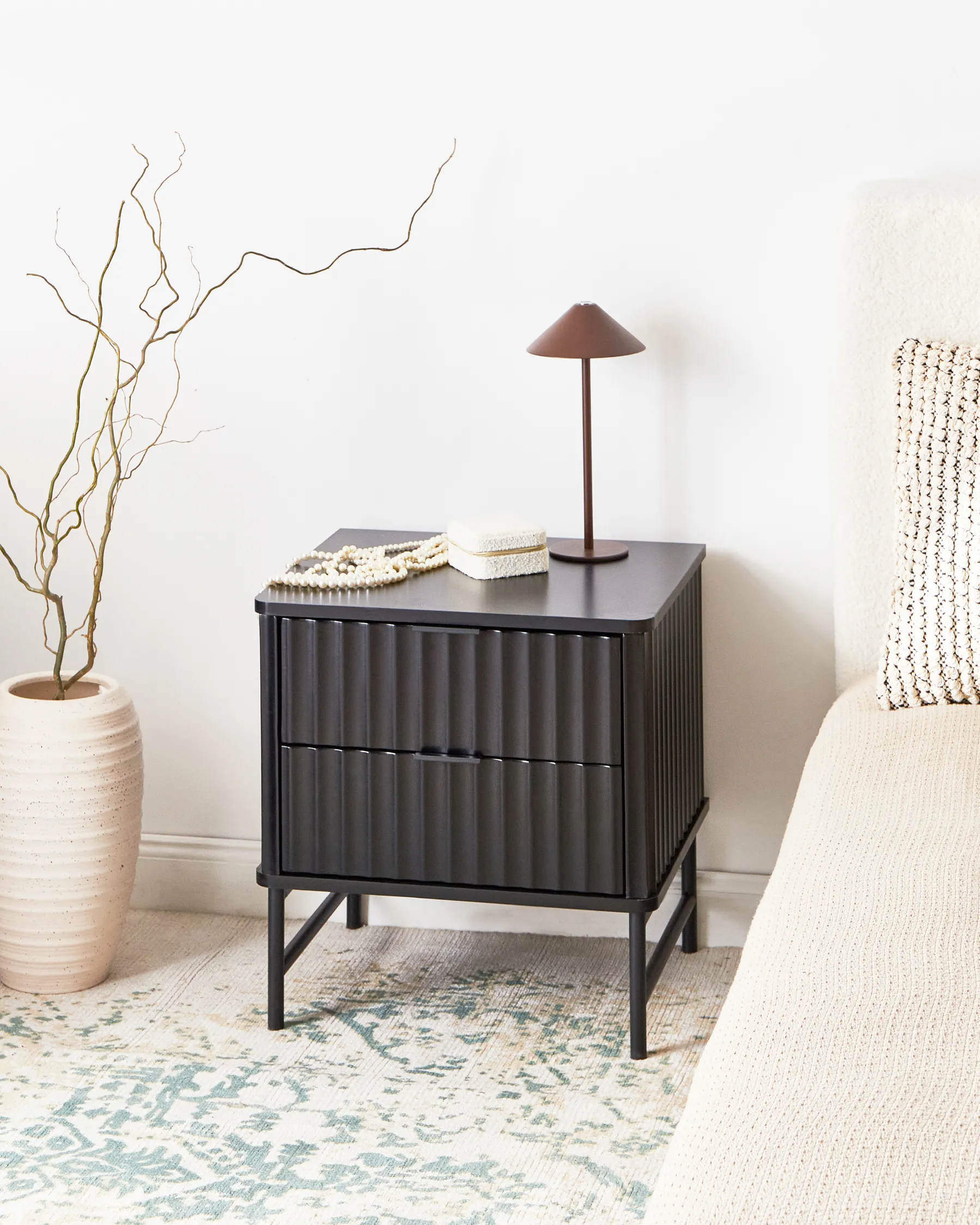 2 Drawer Bedside Table GLASTONBURY Black_972466