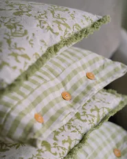 Dekokissen 2er Set FILIX 45 x 45 cm Baumwolle Grün Blumenmuster_1048116