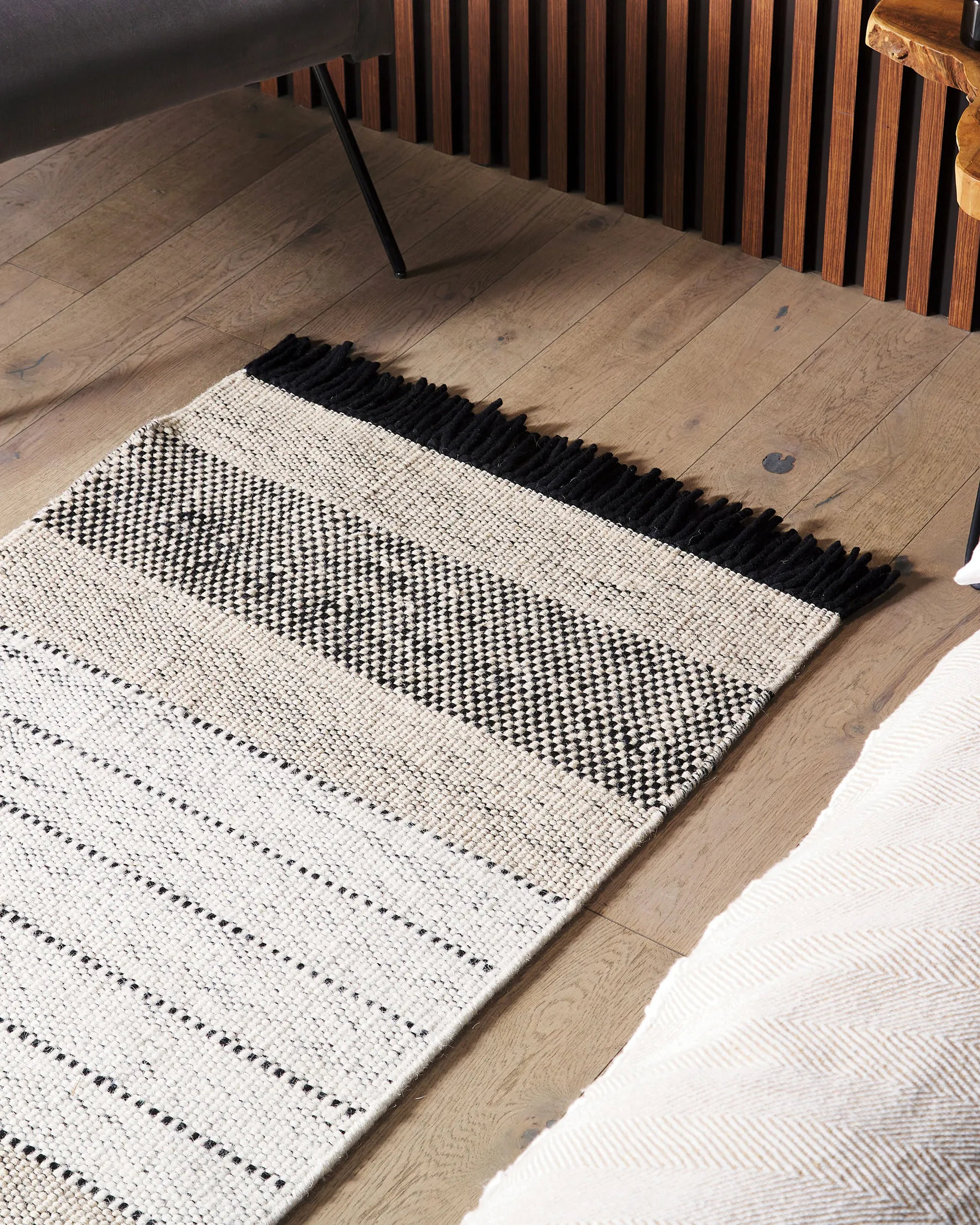 Rug YAZLIK Beige 80 x 150 cm Wool_847423