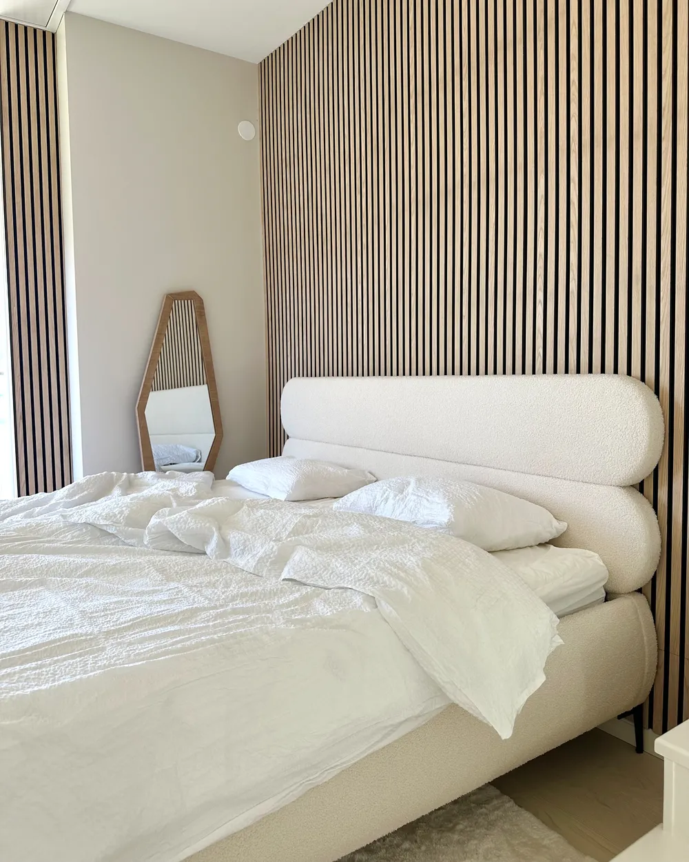 Bed Boucle LESSAY 180 x 200 cm (EU Super King) Off-White_1034184