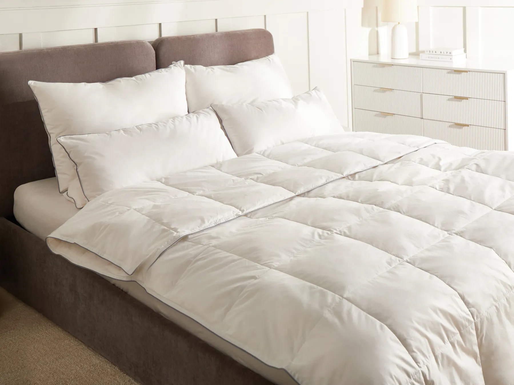 Bettdecke Entendaunen Leicht Warm KRIVAN 220 x 240 cm_1023412