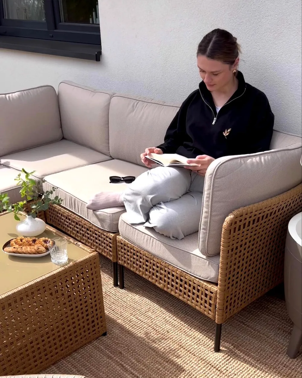 Gartensofa mit Tisch 4-Sitzer OMEGANA modular Polyrattan Hellbeige_1072097