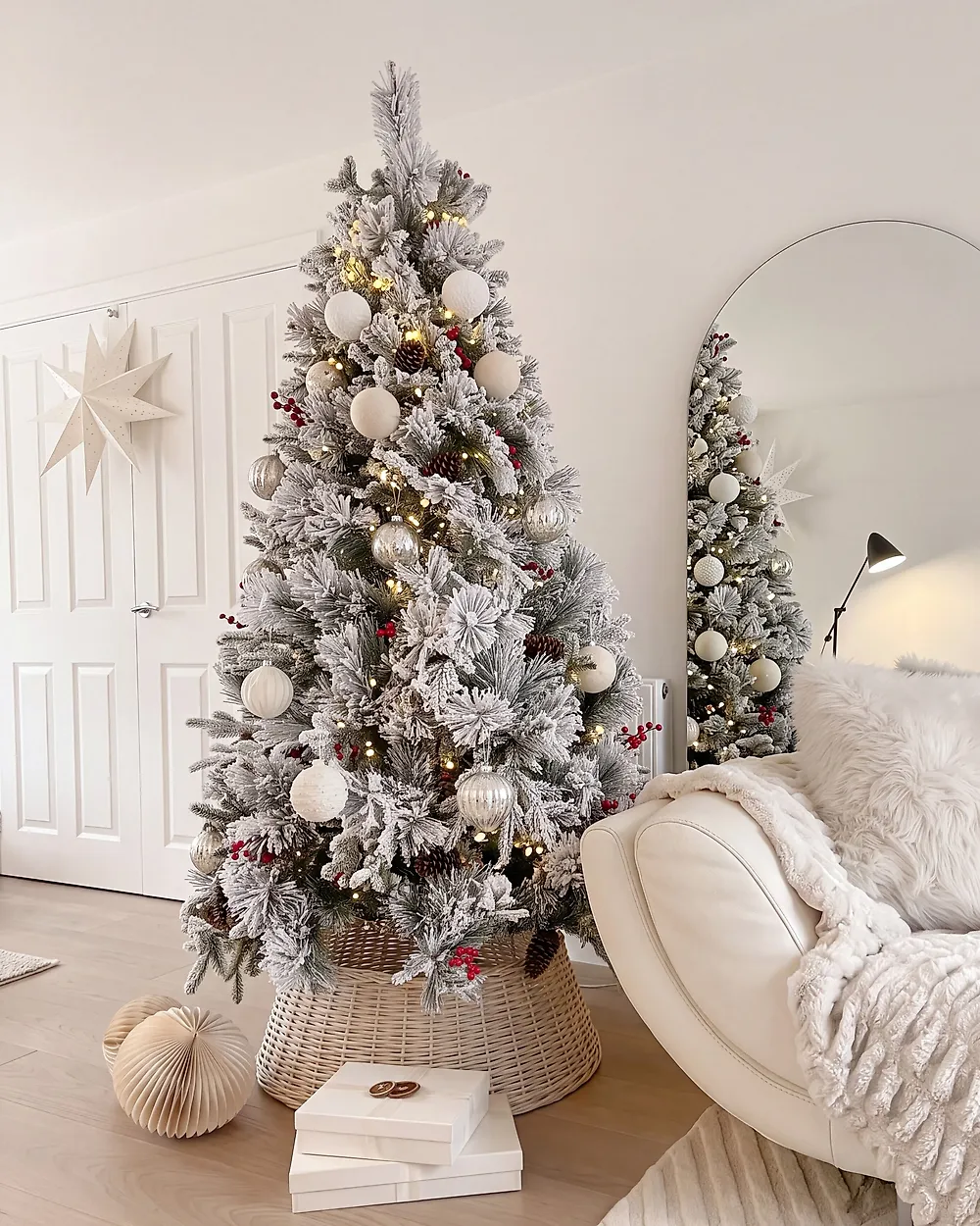 Künstlicher Weihnachtsbaum mit Schnee MASALA 180 cm Weiß_1179757
