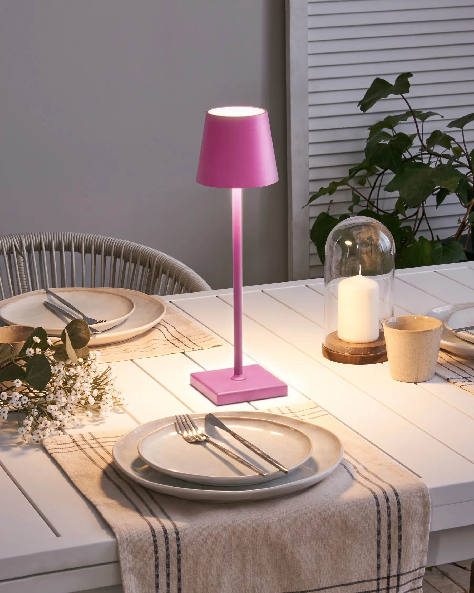Kabellose LED Tischlampe BACEIRO Metall Rosa_1061060