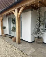 Gartendekoration LED GRENIVIK 245 cm Weihnachtsbaum Weiß_1048025