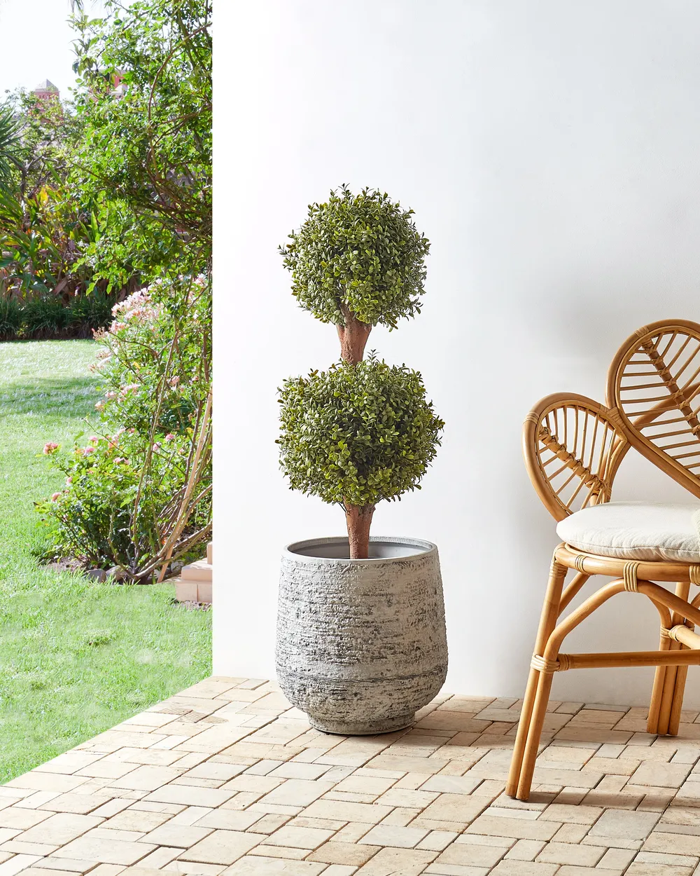 Kunstpflanze BUXUS BALL TREE 92 cm Grn - Beliani.de