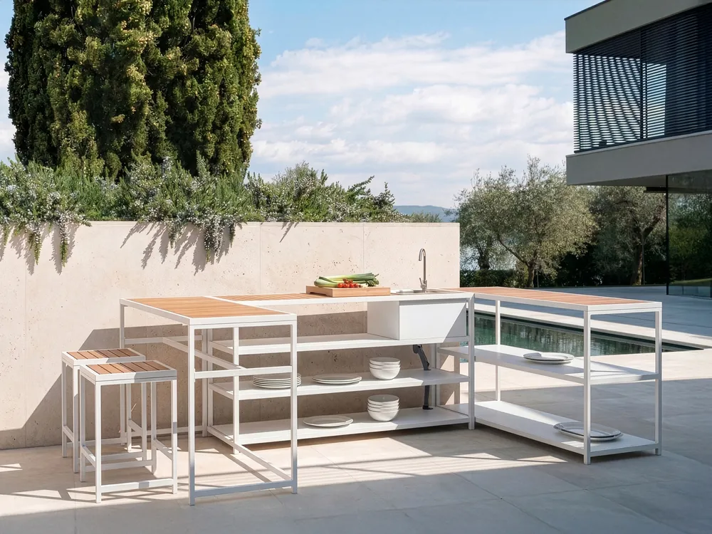 Outdoor-Küche mit Spüle AVETRANA Braun / Weiß Metall
