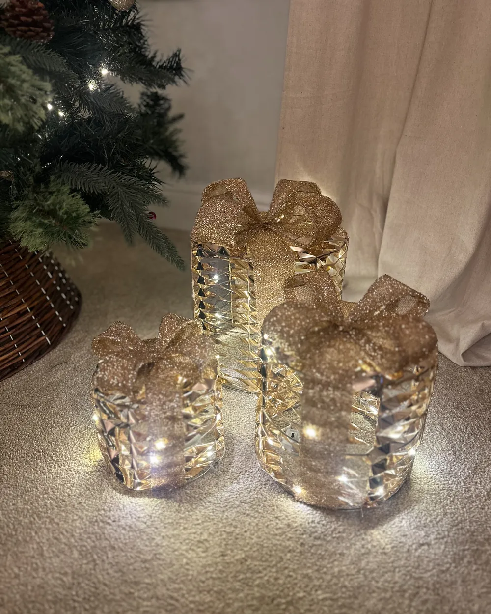 Weihnachtsdekoration 3er Set LED SLIVSO 20/25/30 cm Weihnachtsgeschenke Gold_1048027