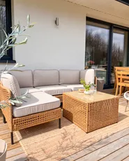 Gartensofa mit Tisch 4-Sitzer OMEGANA modular Polyrattan Hellbeige_1072095