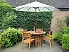 Gartenmöbel Set 4-Sitzer AGELLO mit Schirm (12 Optionen) Akazienholz Braun