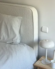 Bett mit Lattenrost Bouclé VALOGNES 160 x 200 cm Cremeweiß_967203