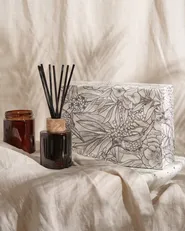 Scented Candle with Fragrance Reed Diffuser DARK ELEGANCE 9 cm Brown_874640