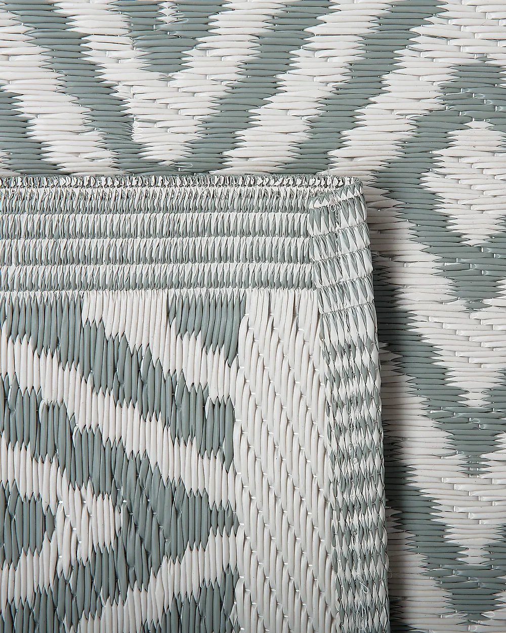 Outdoor Rug SIKAR Light Green 90 x 150 cm_716040