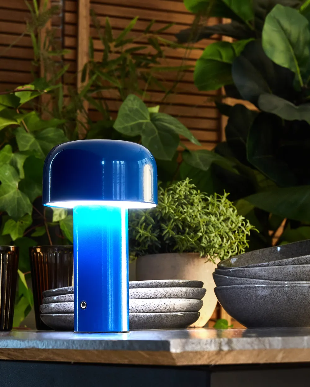 Kabellose LED Tischlampe BESOS mit Dimmer Metall Blau