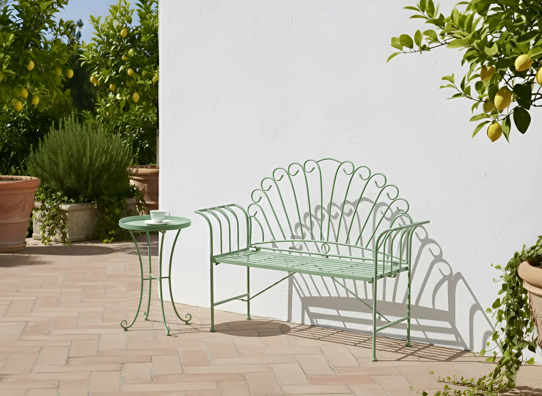 Outdoor Beistelltisch CAVINIA 40 cm 40 cm Metall Grün_1016208