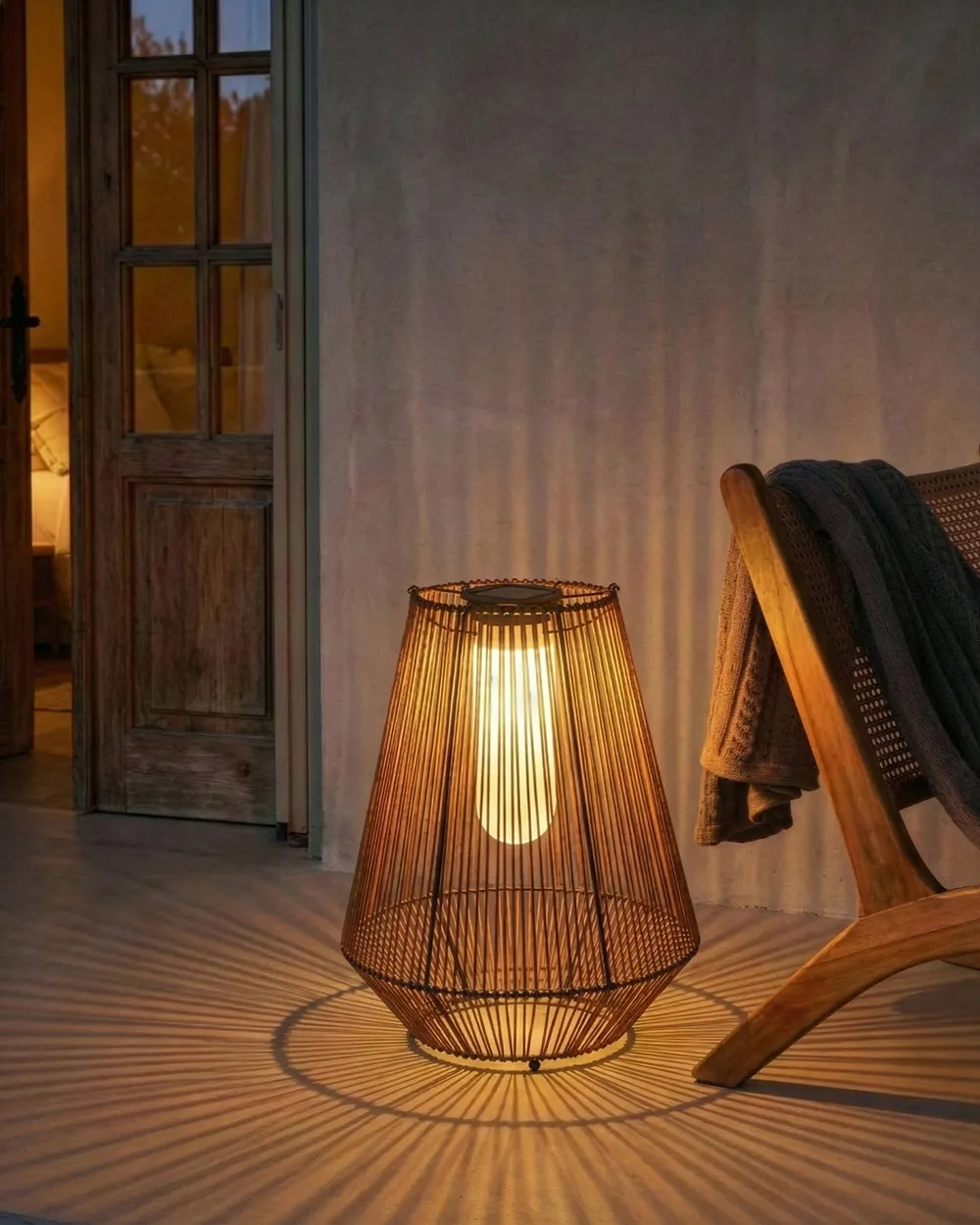 Solarbetriebene Laterne LUSWISHI 68 cm Naturfarben