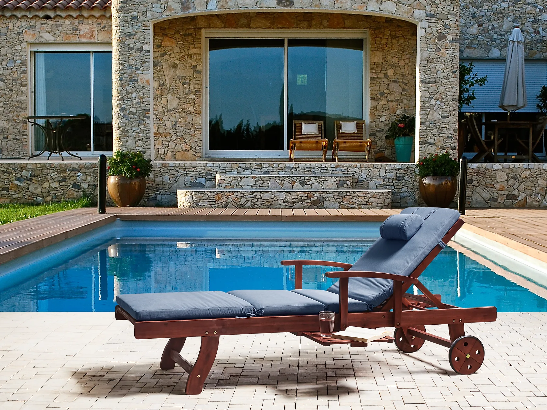 Sun Lounger with Cushion TOSCANA PREMIUM Reclining Acacia Wood Blue_1070419