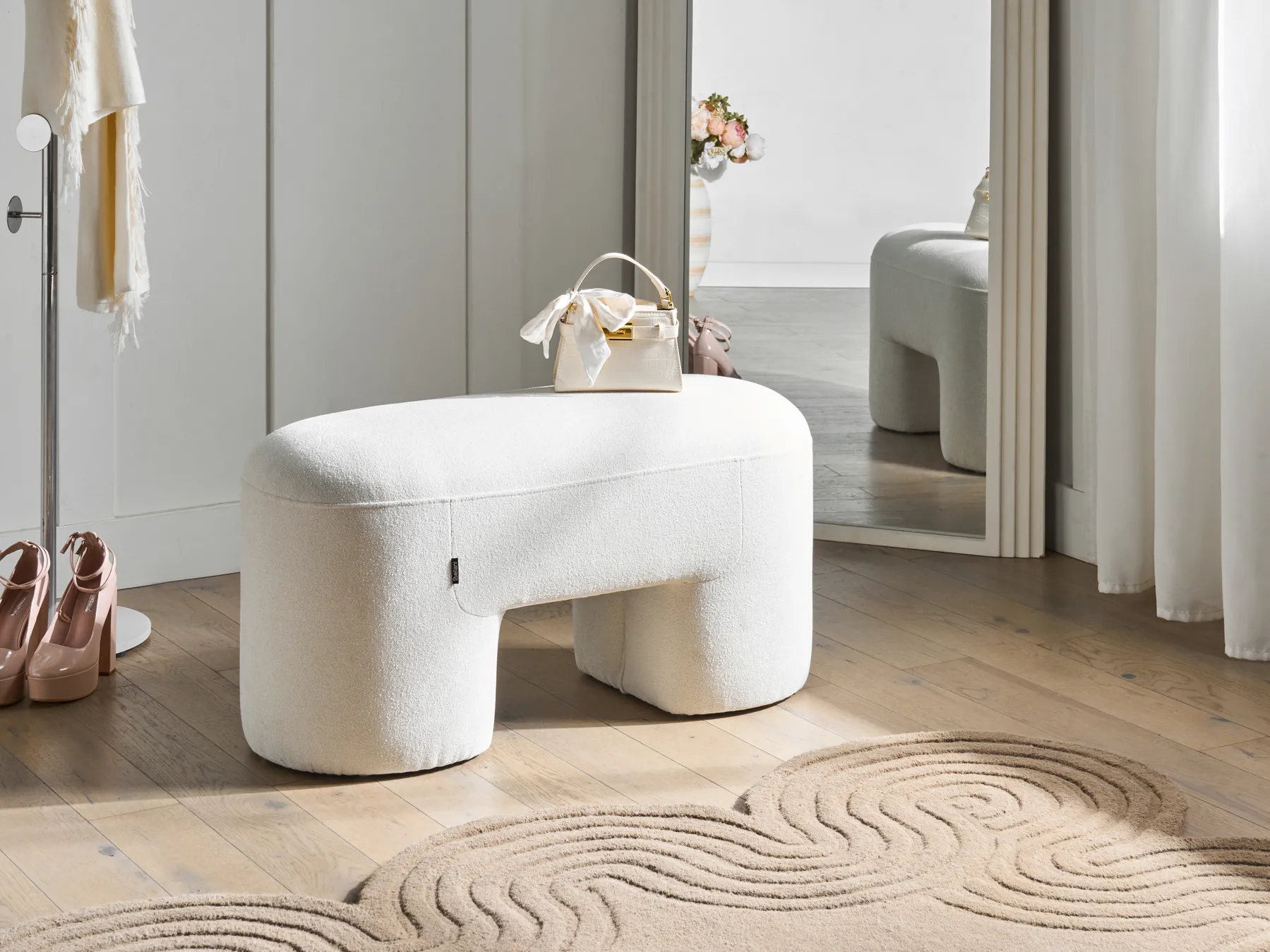 Upholstered Bench DECORAH Boucle White_1046771
