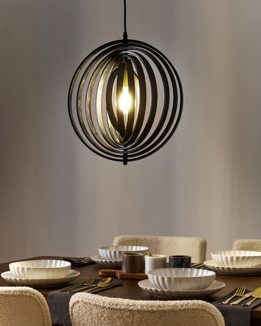 Oslonjena lampa MURRELL Topolovina Crni