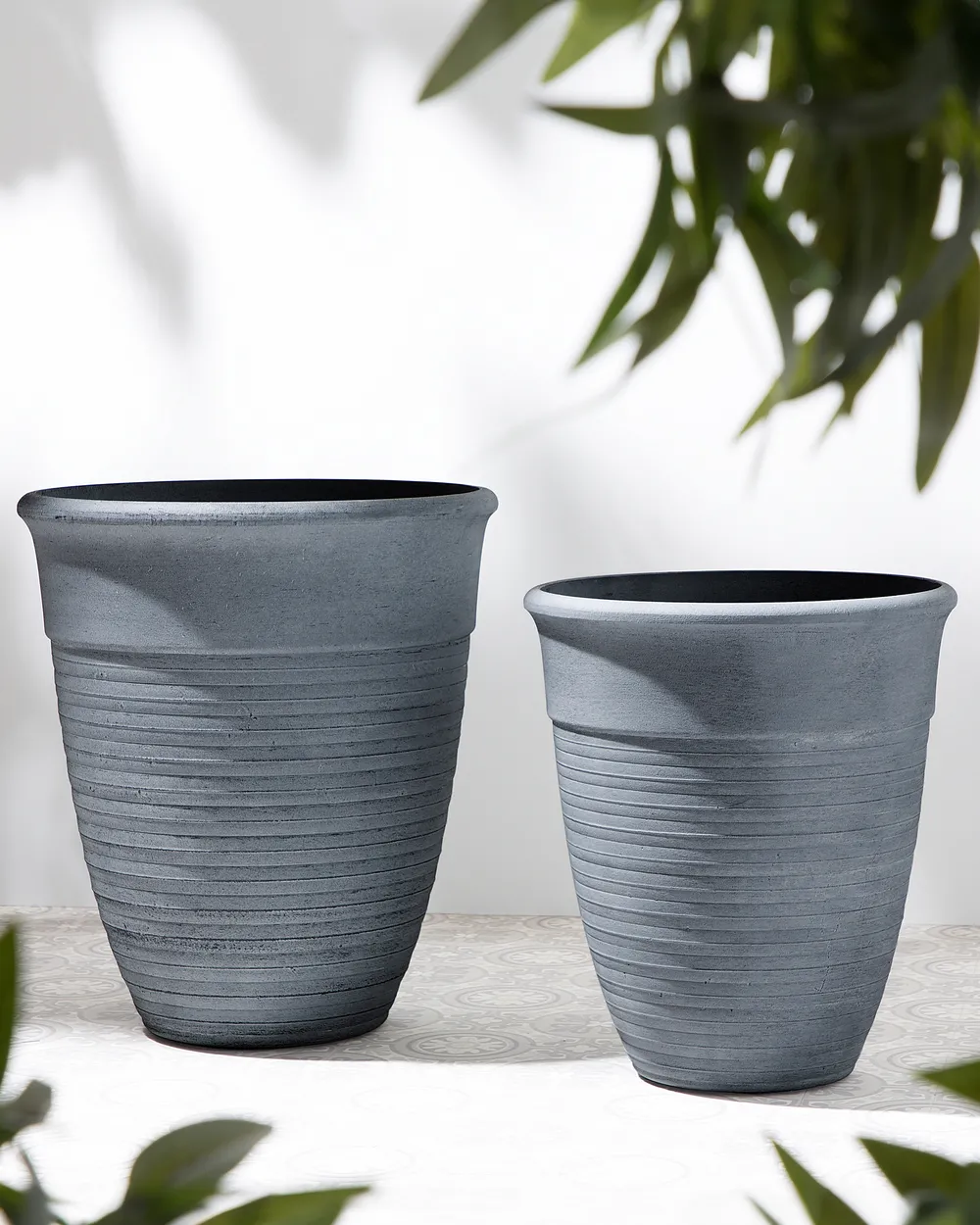 Set mit 2 Blumentöpfen KATALIMA 43 cm Grau