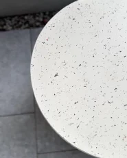 Beistelltisch CAORIA 40 cm 40 cm Terrazzo Optik Cremeweiß_1173598