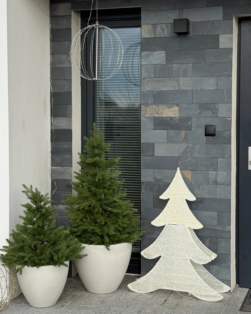 Gartendekoration LED EDASJON 95 cm Weihnachtsbaum Weiß_1047290