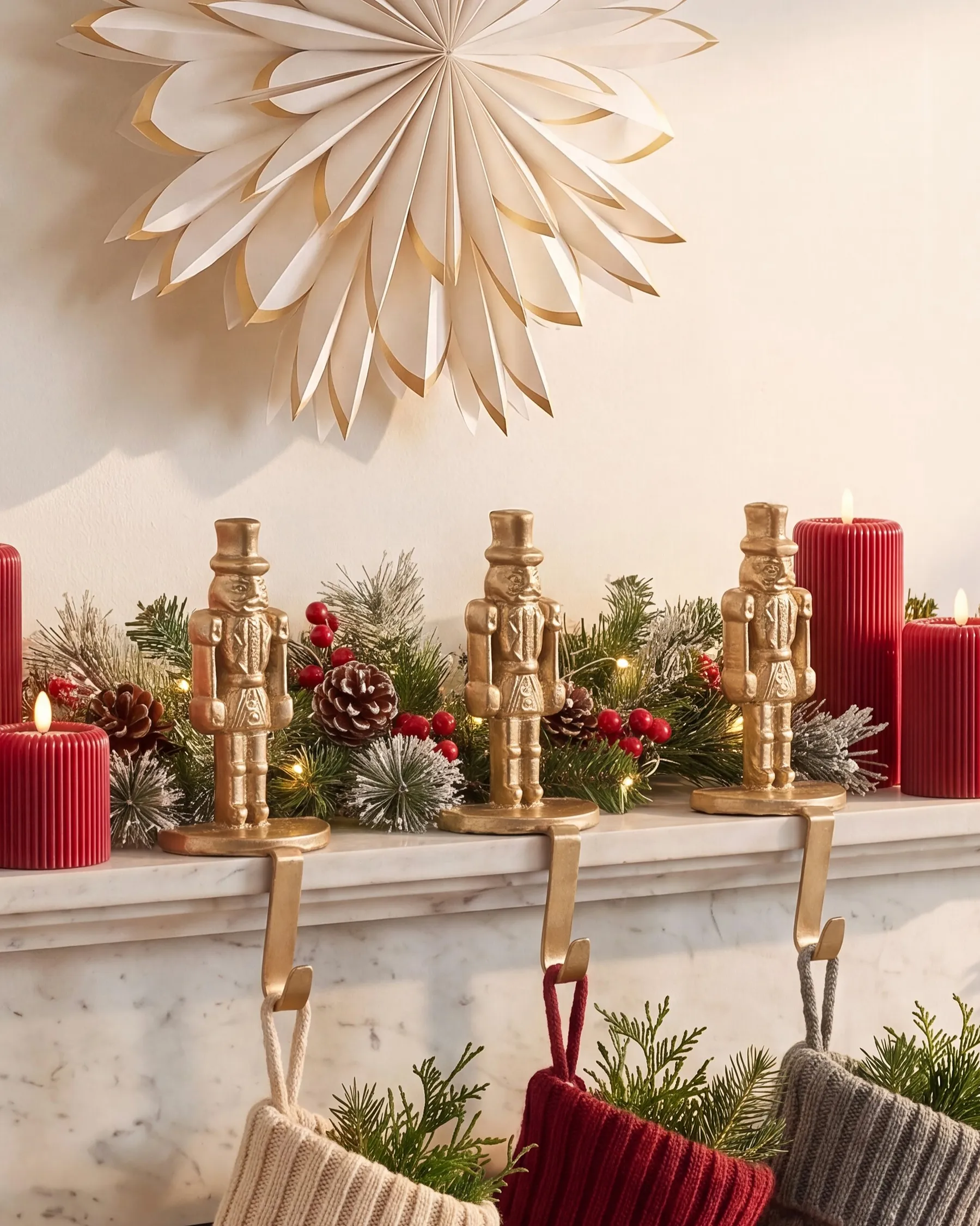 Set of 3 Christmas Stocking Holders KAJAANI 22 cm Nutcracker Gold_1010917