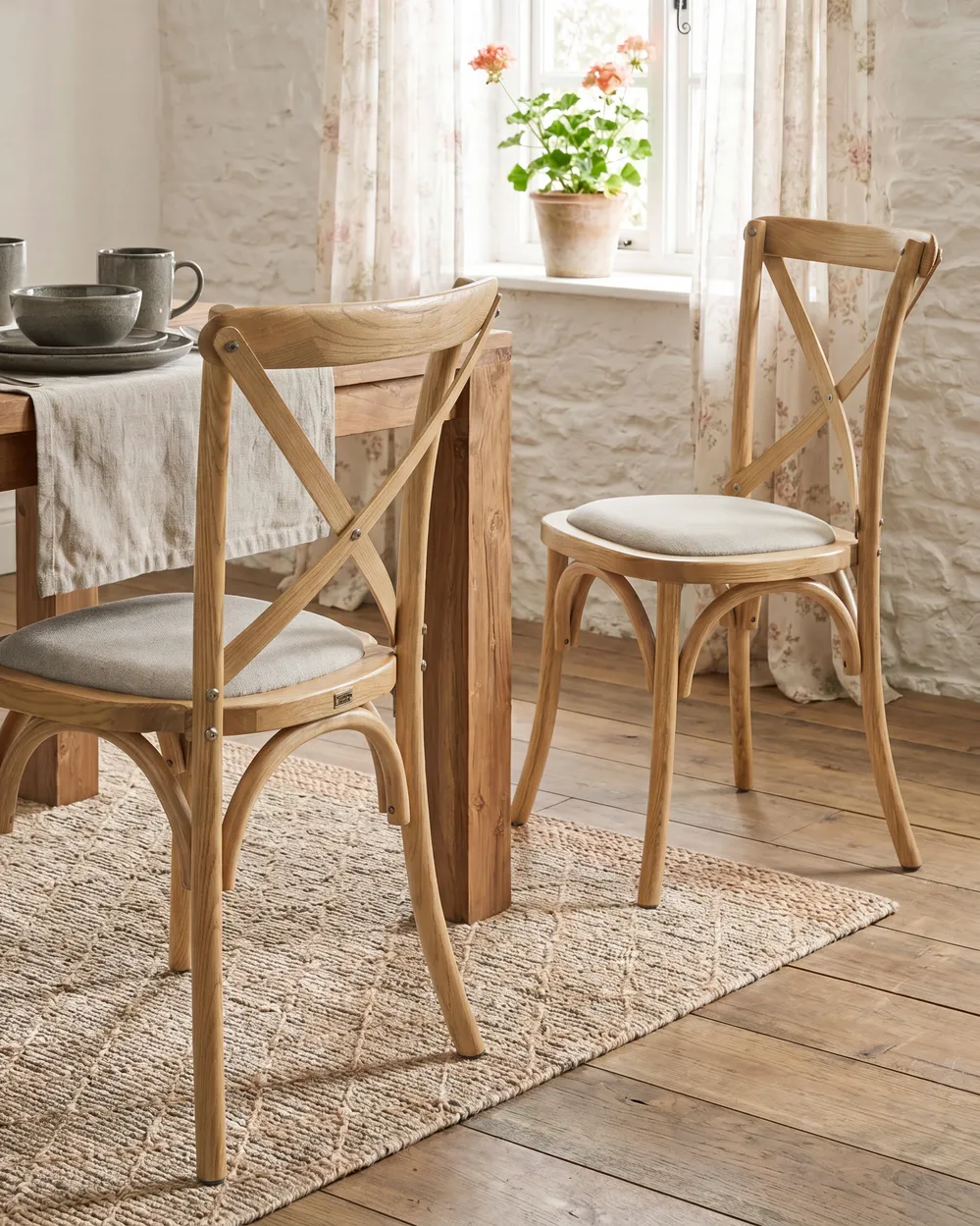 Set mit 2 Stühlen LYONS Holz Hellbraun / Beige_1090863