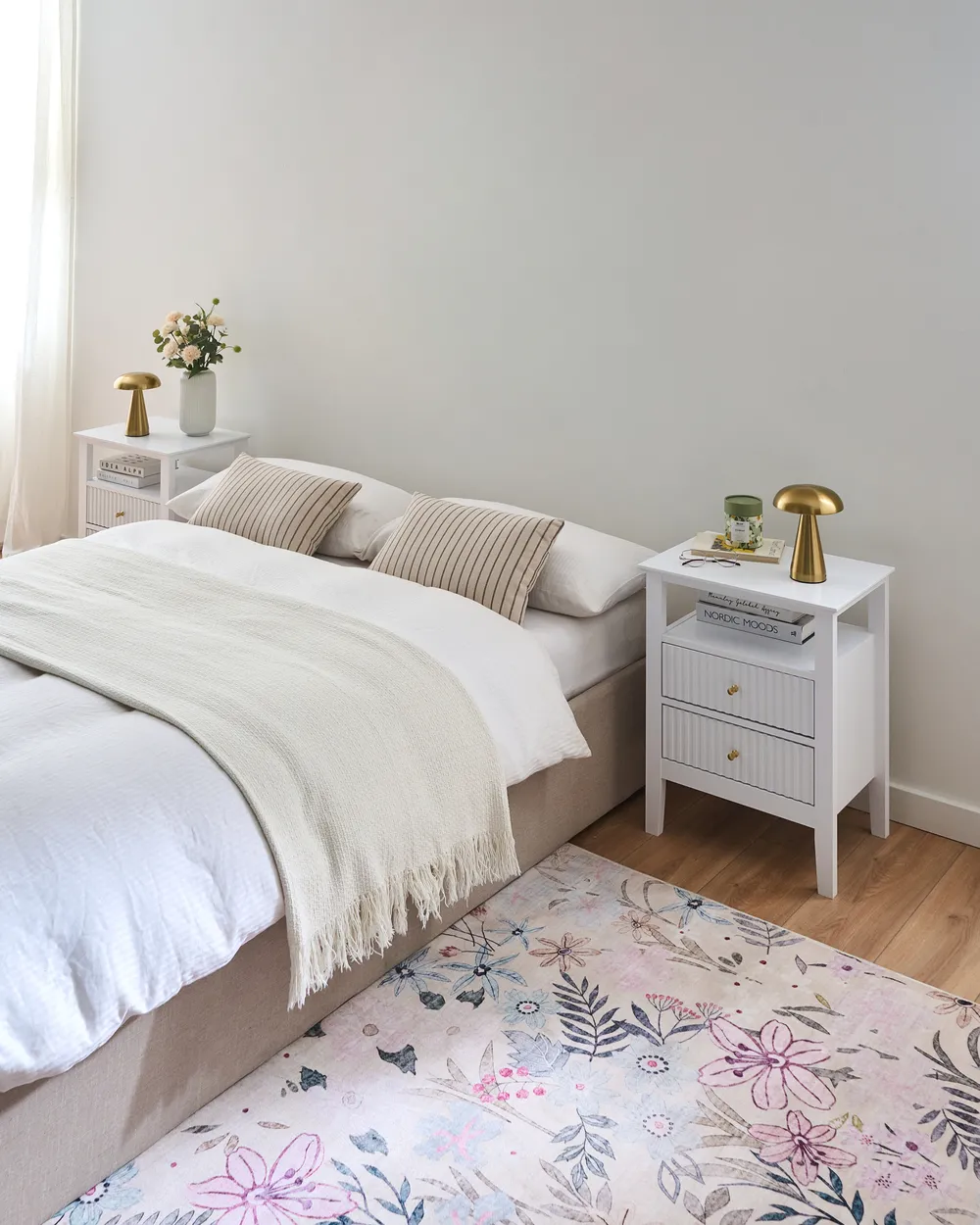 Set of 2 Bedside Tables ASSISI White_1069706