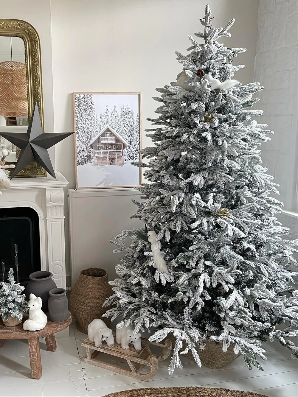 Artificial Snowy Christmas Tree BASSIE 210 cm White_836708
