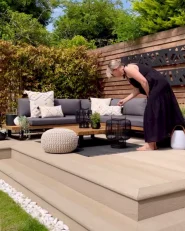 Garten Ecksofa mit Tisch 5-Sitzer MYKONOS zertifiziertes Akazienholz Dunkelgrau rechtsseitig_874326