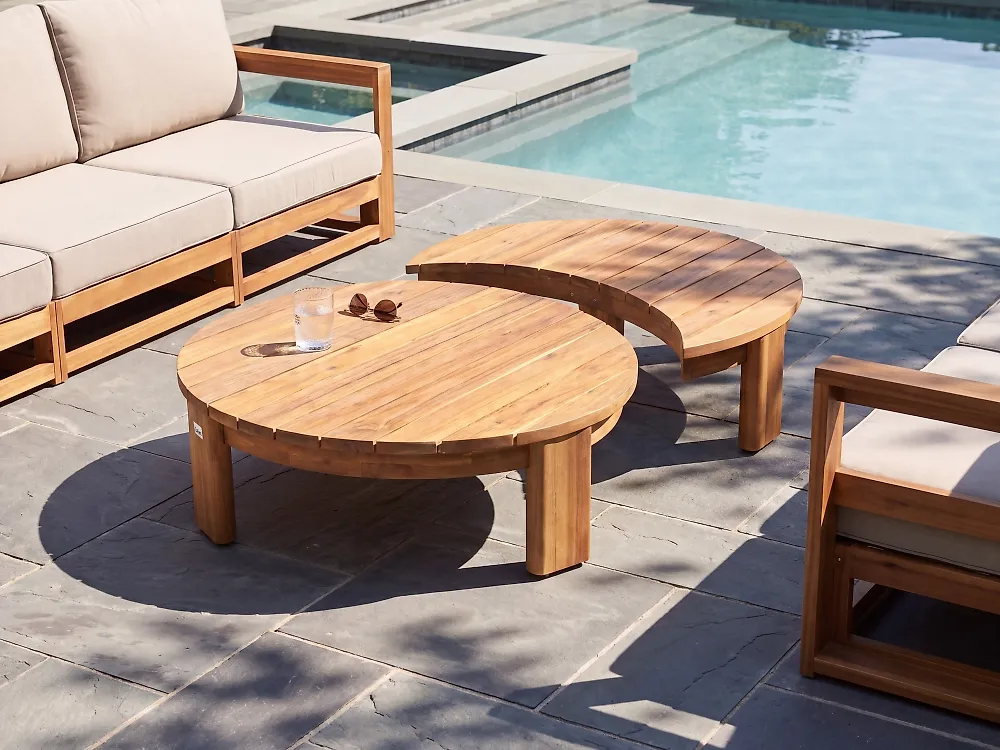 Outdoor Couchtisch ARZELLO  135 cm 90 cm Akazienholz Braun