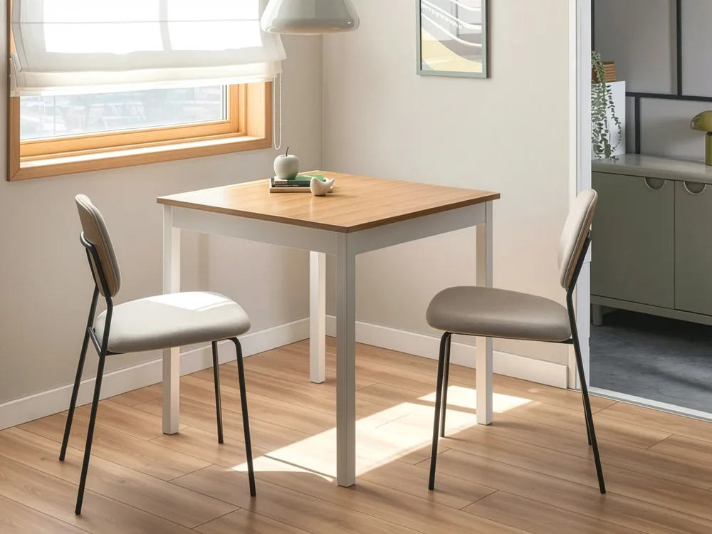 Esstisch BATTERSBY Helle Eiche 80 cm 80 cm