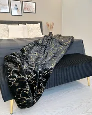 Kuscheldecke GODAVARI 150 x 200 cm Schwarz_920307