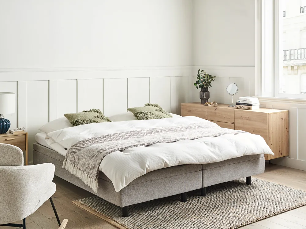 Verstellbares Bett ohne Kopfteil Stoff DUKE II 180 x 200 cm Hellgrau