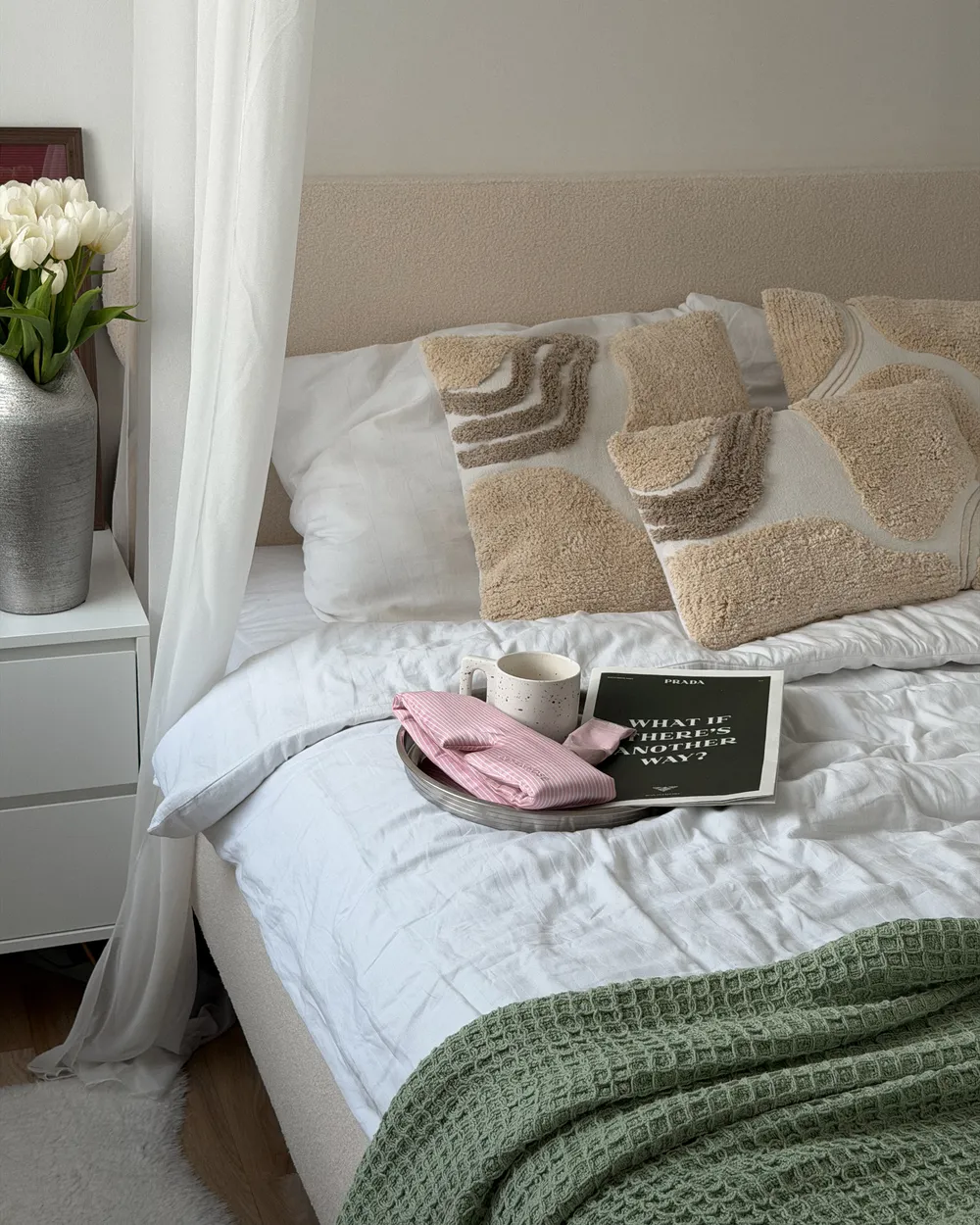 Bett mit Lattenrost Bouclé LESSAY 160 x 200 cm Cremeweiß_1063569