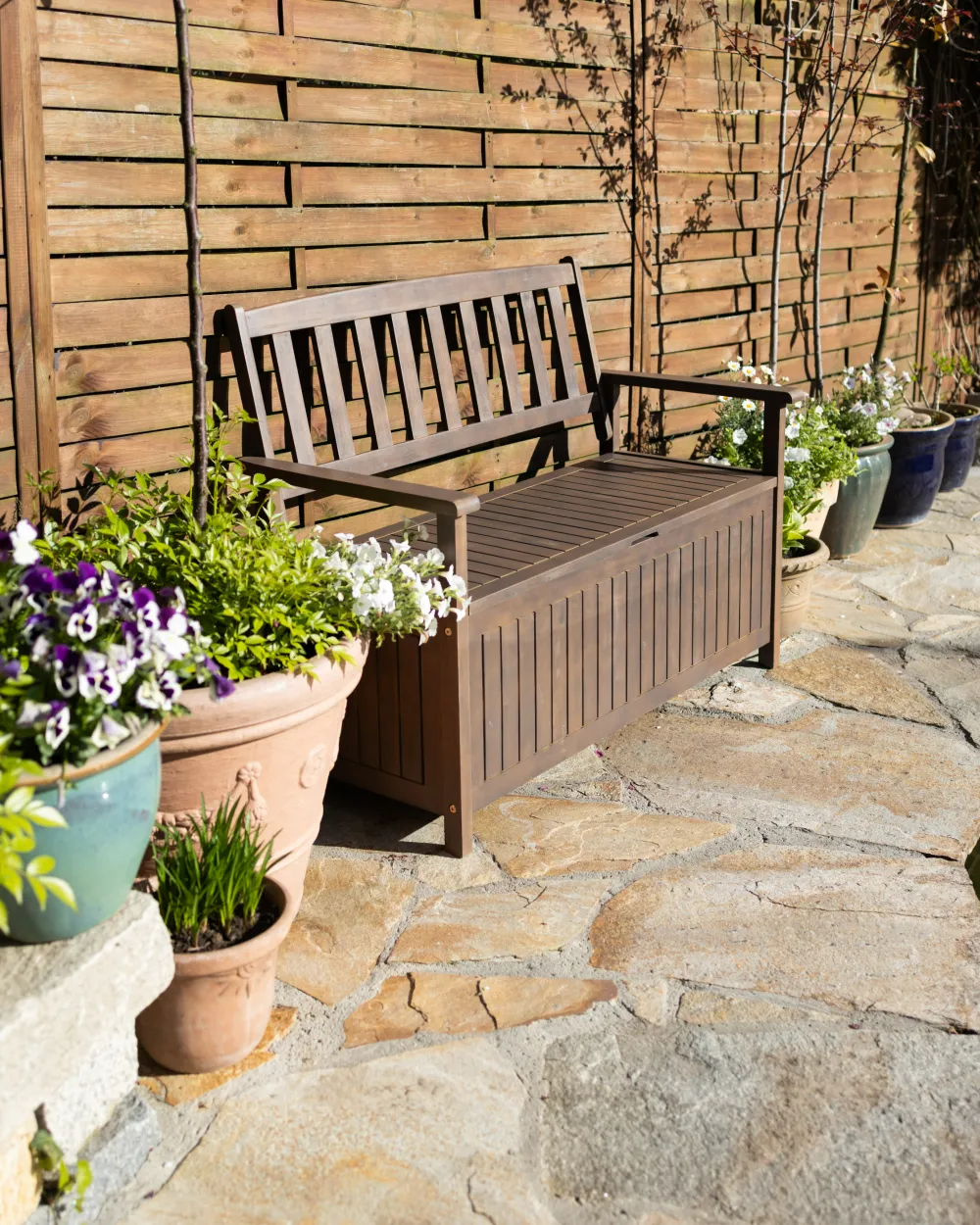 Gartenbank SOVANA 120 cm mit Stauraum Akazienholz Dunkelbraun