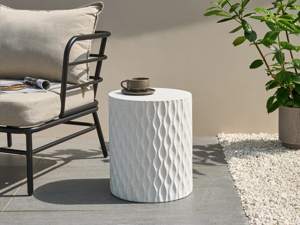 Beistelltisch ANTELAO 37 cm 37 cm Terrazzo Optik Weiß