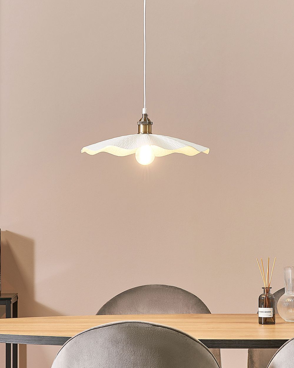 Oslonjena lampa PHILS Metal Bijeli