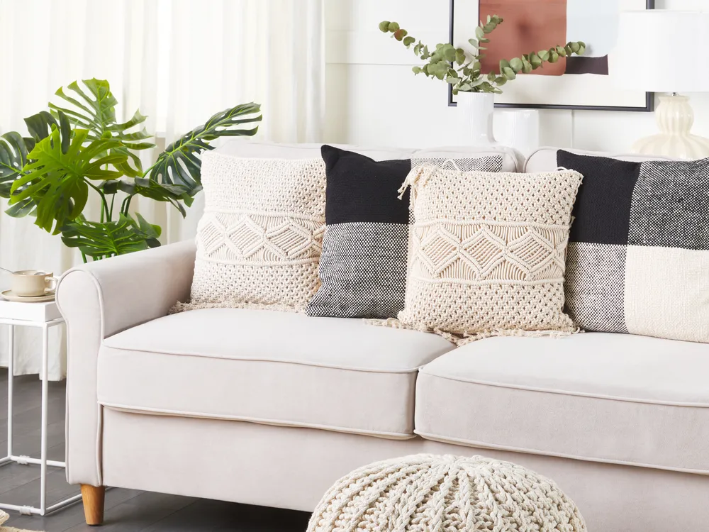 Dekokissen 2er Set YORTAN 45 x 45 cm Baumwolle Hellbeige Geometrisches Muster