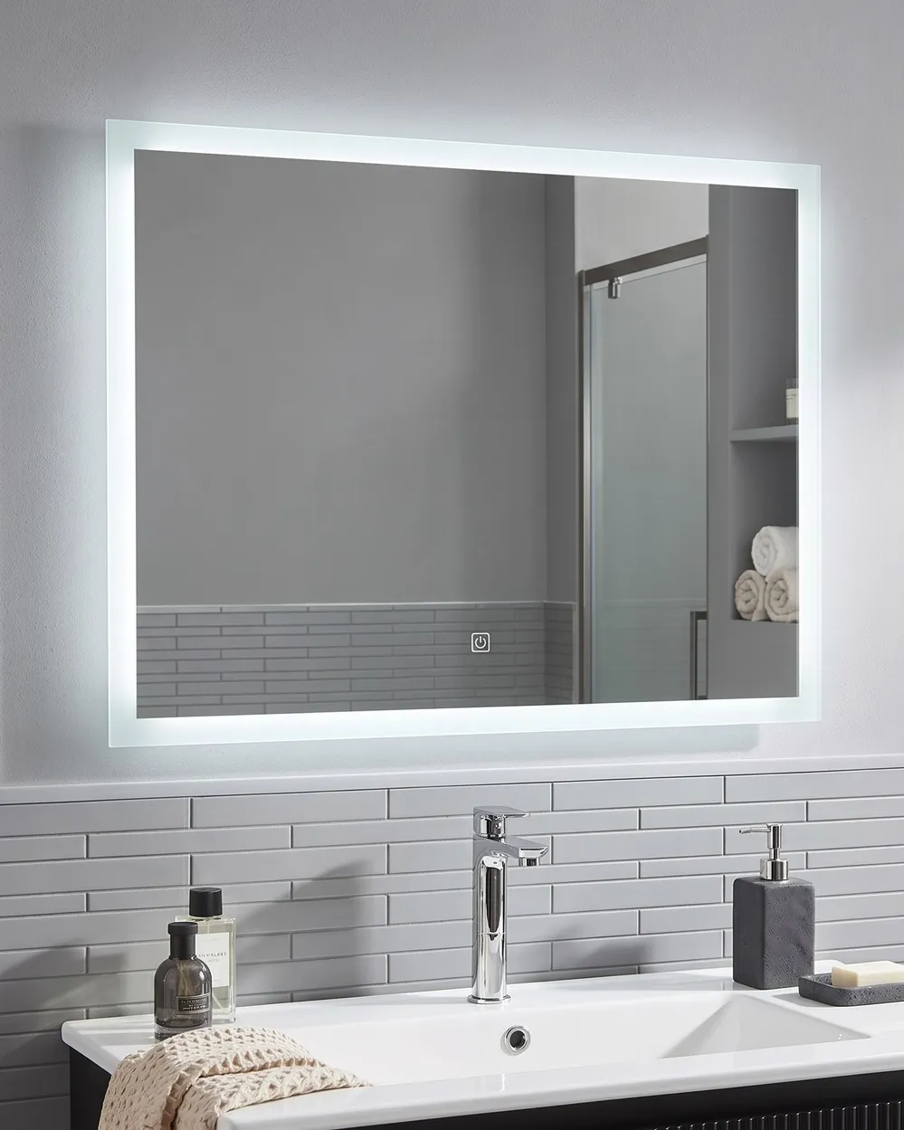 LED-Badezimmer-Spiegel ADOUR 80 cm 60 cm Silber